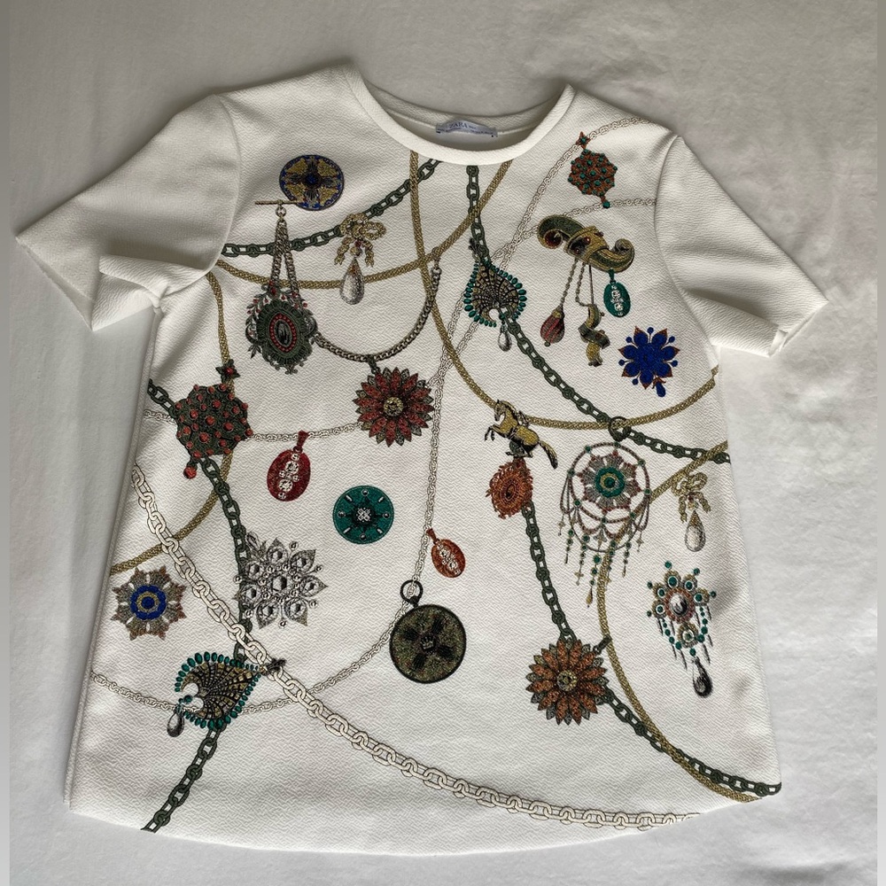 Zara Basic Top. Holiday theme. Size M